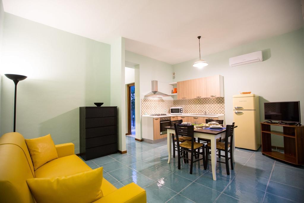 Il Nido Del Sole Apartment Cefalu Room photo